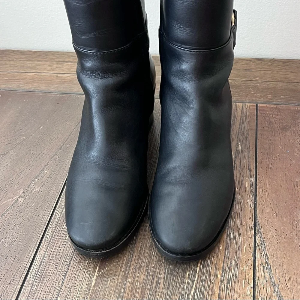 Tory Burch good used